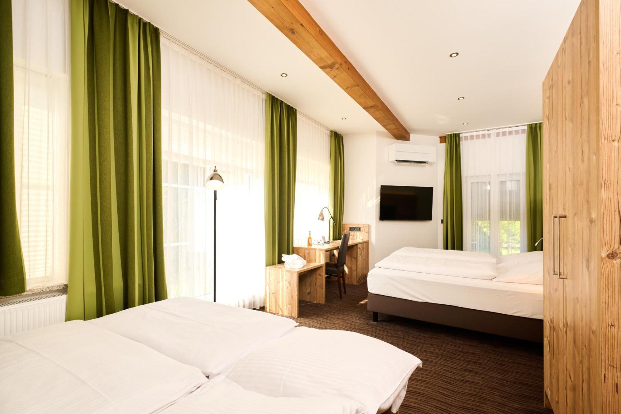 Hotel Schneider Allersberg Szoba fotó